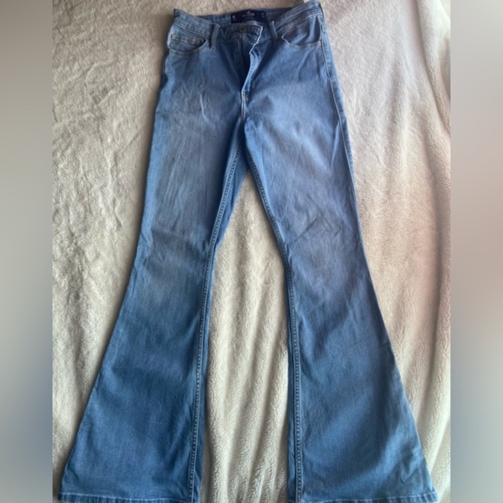 HOLLISTER Light Wash High Rise FLARE JEANS 5R